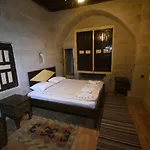 Hotel Rose Nest Cave