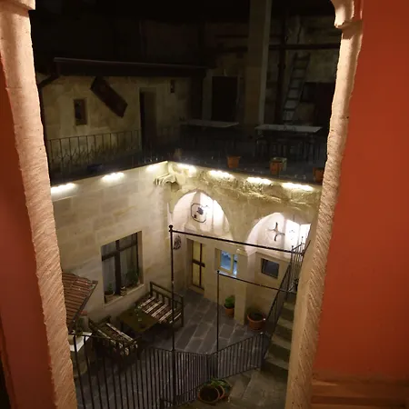 Rose Nest Cave Otel 2*