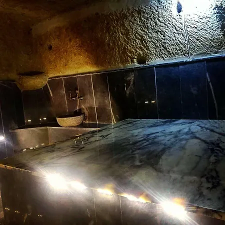 Rose Nest Cave Hotel