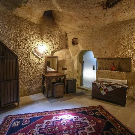 Rose Nest Cave 2*