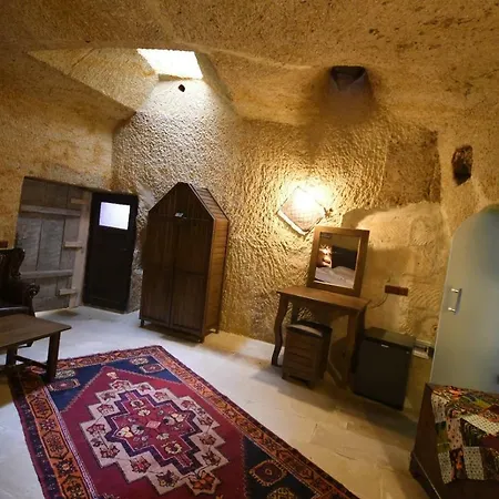 Rose Nest Cave Otel 2*