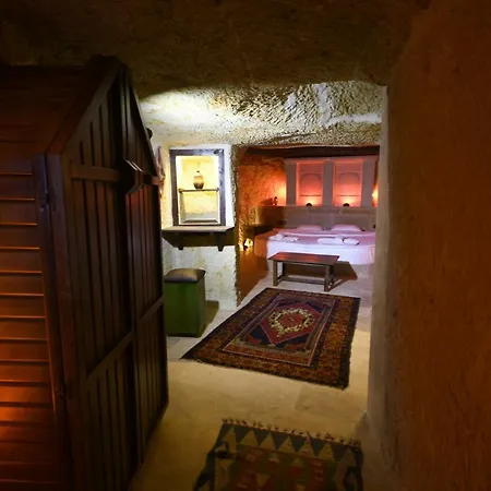 Rose Nest Cave Otel 2*