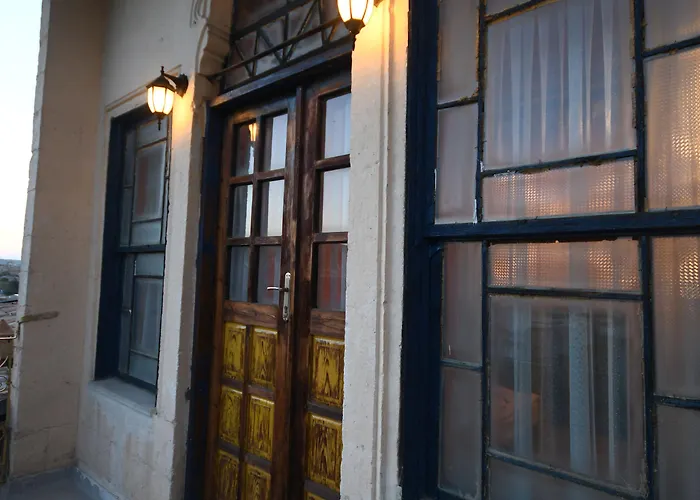 Rose Nest Cave Hotel 2*