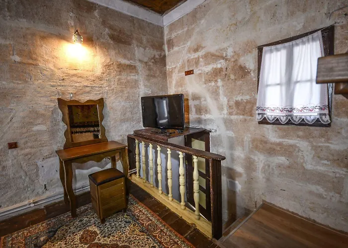 Hotel Rose Nest Cave