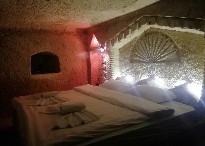 Hotel Rose Nest Cave