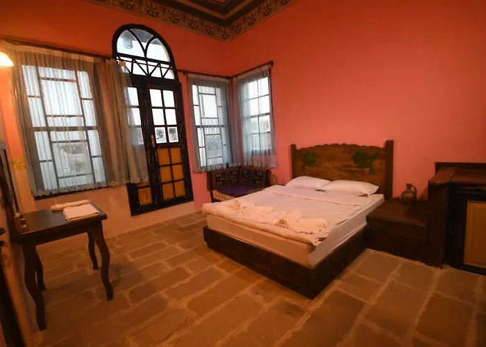 Hotel Rose Nest Cave 2*