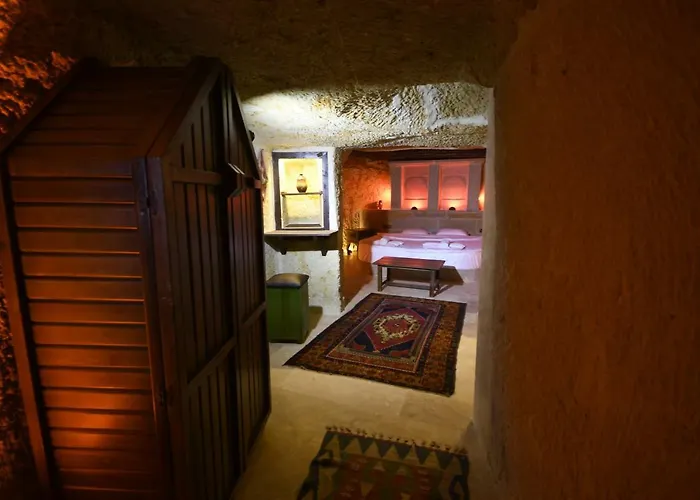 Rose Nest Cave Hotel 2*